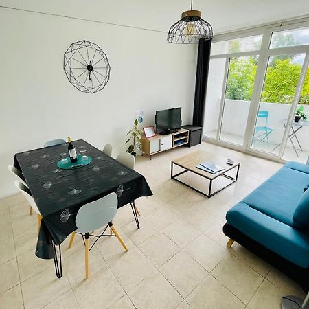 Luminous Apartment With Parking Near The City Center Сенон Екстер'єр фото